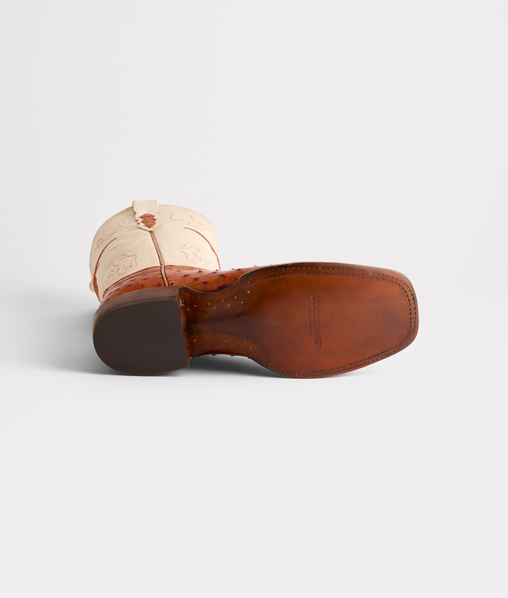 The Bevo :: Barnwood - Image 6