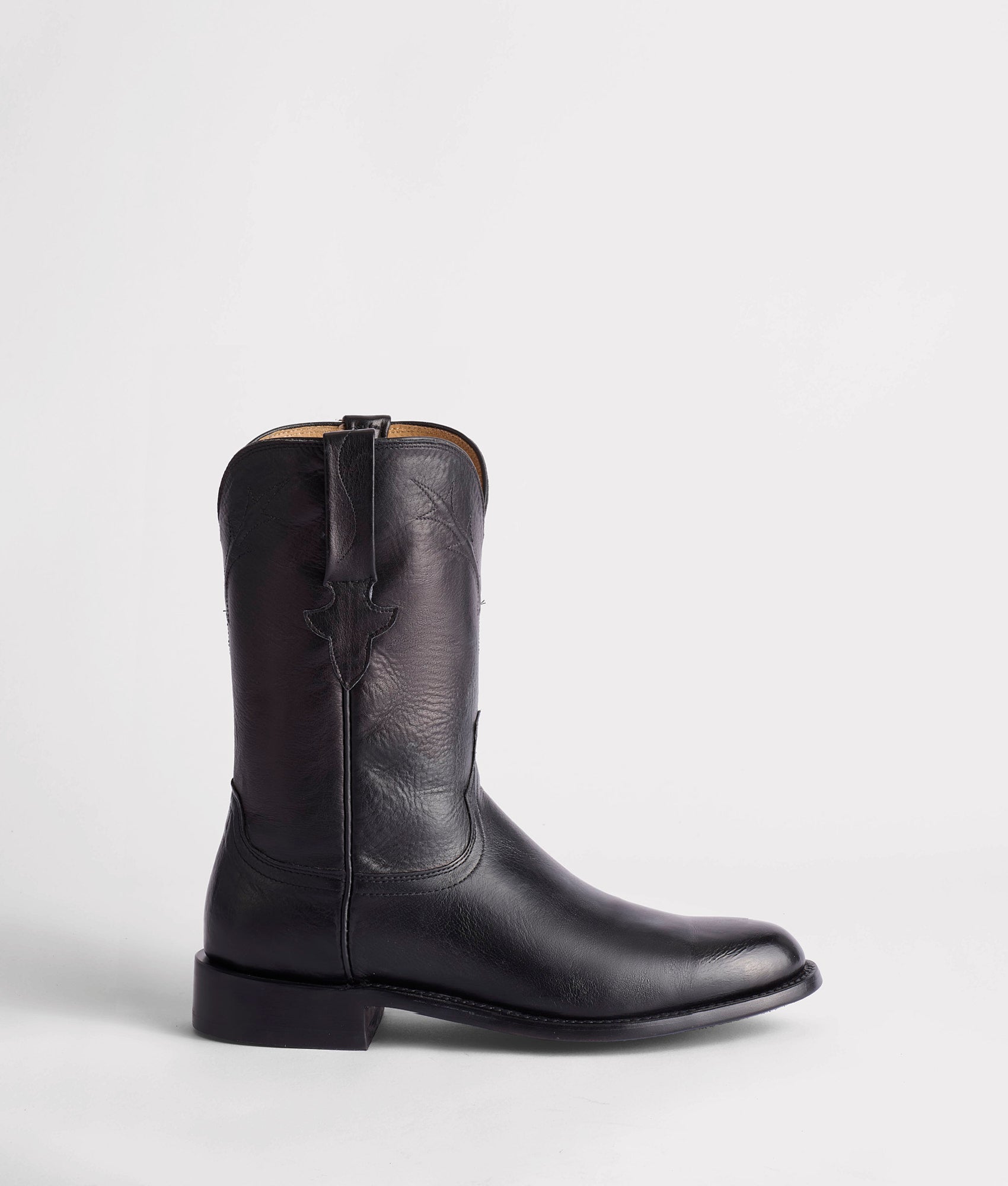 Kennedy Roper :: Black