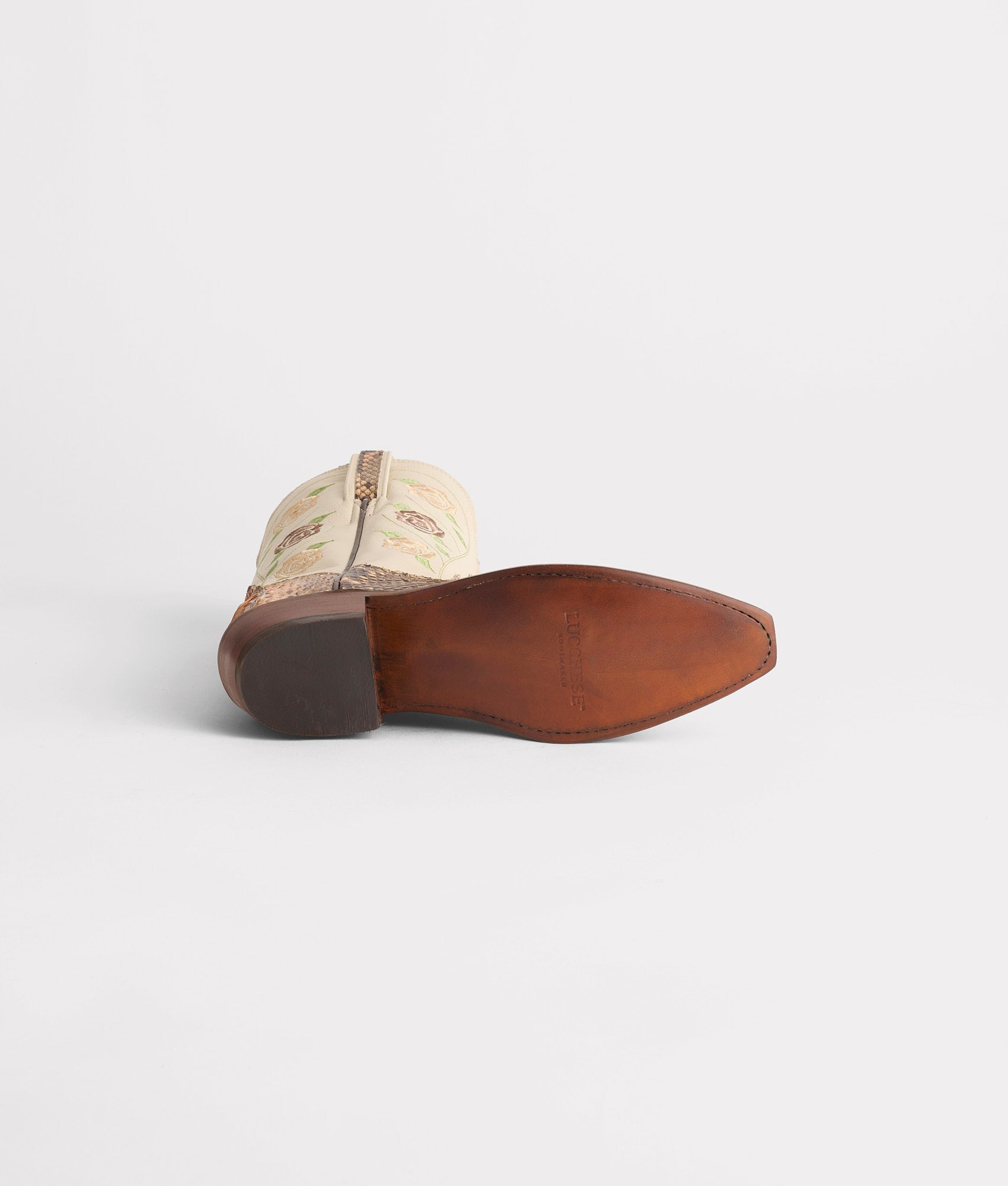 Loveless :: Tan - Image 7